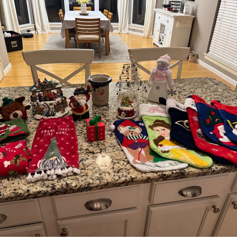 Festive Christmas Decor & San Francisco music box company “Pinetown Station”